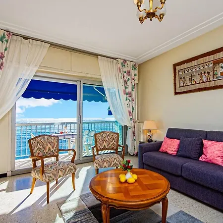 Joli à Centre - Vue *