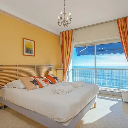 Joli à Centre - Vue Mentone