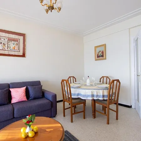 Appartement Joli à Centre - Vue Menton