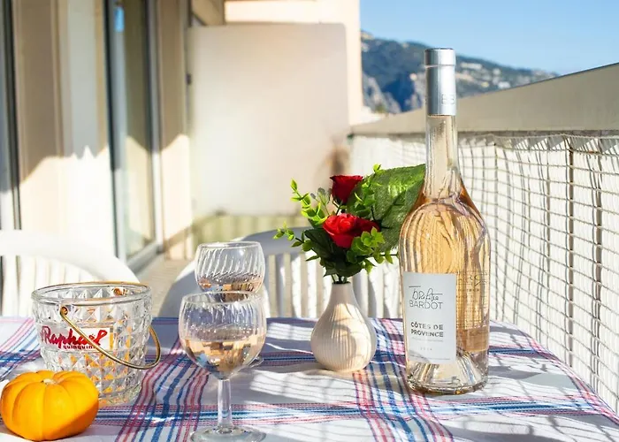 Joli à Centre - Vue * Menton